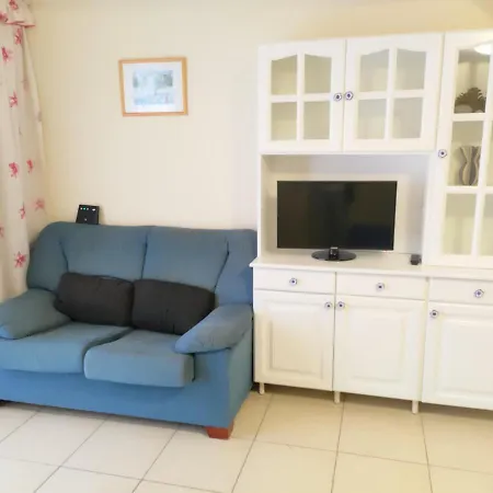 Exclusive Duplex In Americas