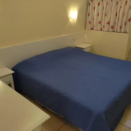 Exclusive Duplex In Americas דירה *